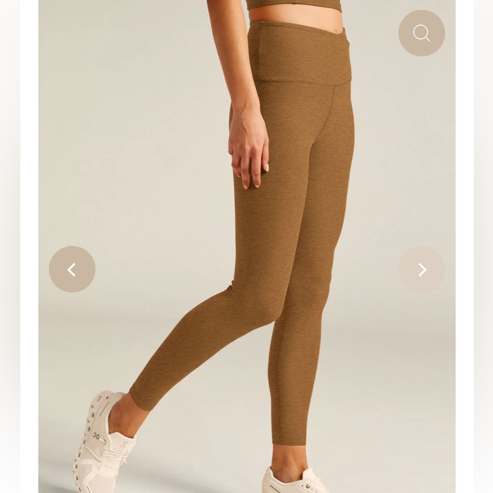 Beyond Yoga NWT At your Leisure Caramel Toffee Heather Spacedye leggings. Size S